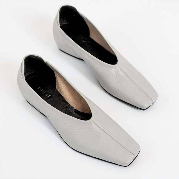 NEW DUBIE women's filoso slip on shoes in cream - Picture 1 of 5